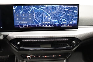 Vehicle image BMW 330d xDrive SAG Touring