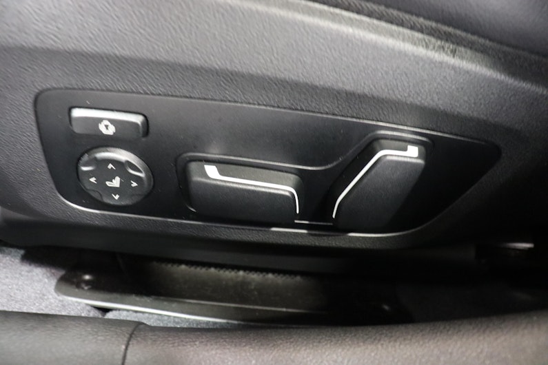 Vehicle image BMW 3 SERIES