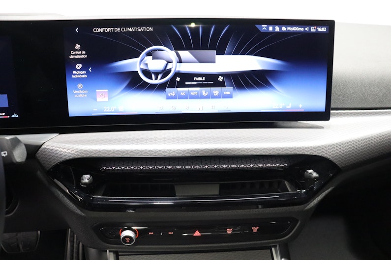 Vehicle image BMW 3 SERIES