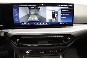 Vehicle image BMW 330d xDrive SAG Touring