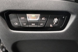 Vehicle image BMW 330d xDrive SAG Touring