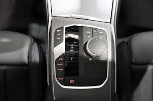 Vehicle image BMW 330d xDrive SAG Touring