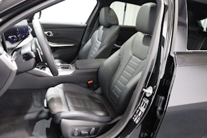 Vehicle image BMW 330d xDrive SAG Touring