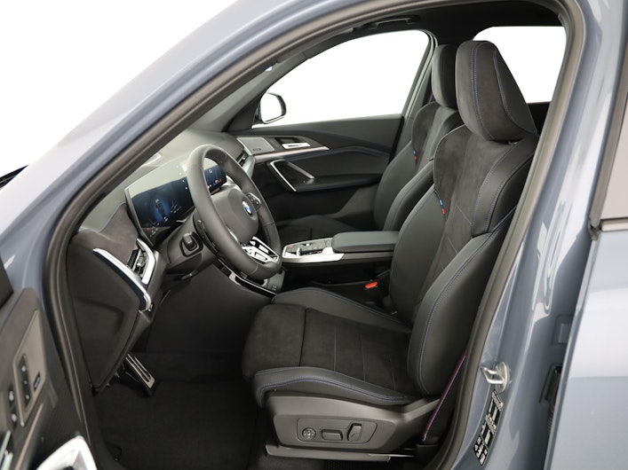 Vehicle image BMW X1