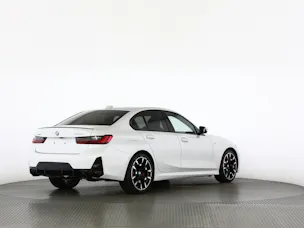 BMW 320 xDrive 48V d Steptronic M Sport Pro
