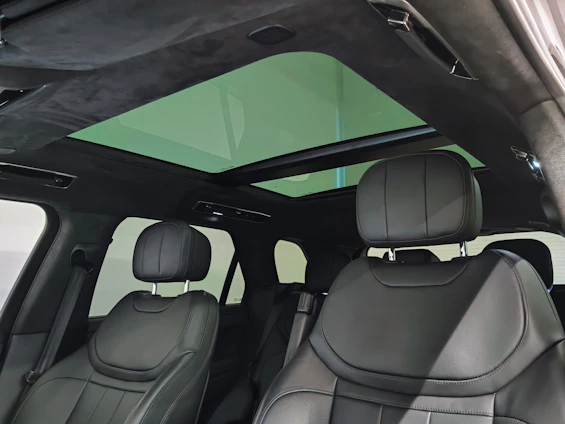 Vehicle image 6 Vehicle image 6