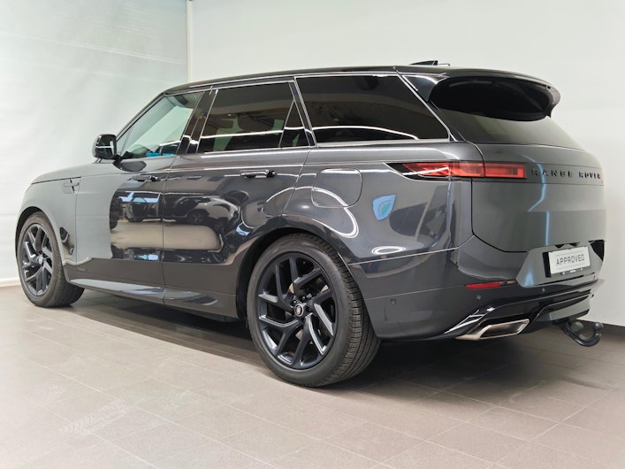 Vehicle image LAND ROVER RANGE ROVER SPORT