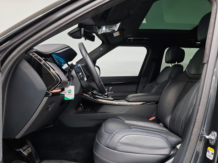 Vehicle image LAND ROVER RANGE ROVER SPORT