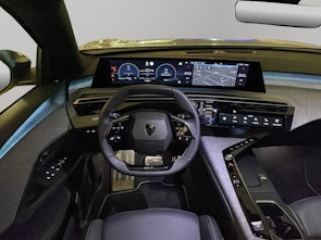 Vehicle image PEUGEOT 3008 e-GT