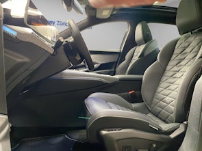 Vehicle image PEUGEOT 3008 e-GT