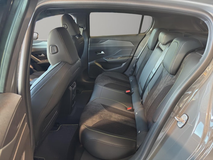 Vehicle image PEUGEOT 308