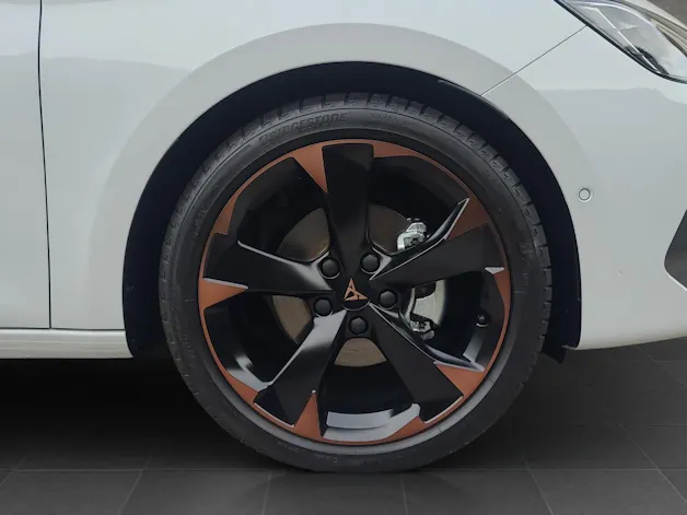 Cupra Leon 1.5 eTSI DSG