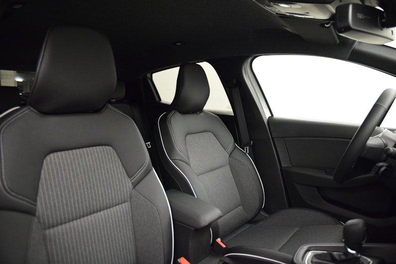 Vehicle image MITSUBISHI COLT