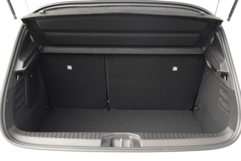 Vehicle image MITSUBISHI COLT