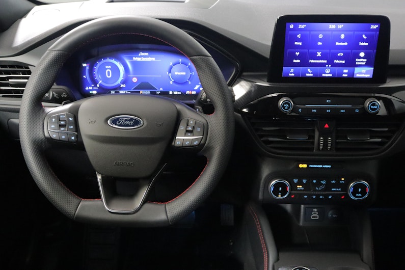 Vehicle image FORD KUGA