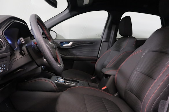 FORD Kuga 2.0 EcoBlue ST-Line 2