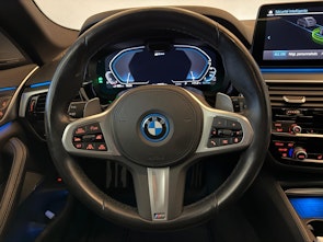 Vehicle image BMW 530e xDrive Touring M-Sport