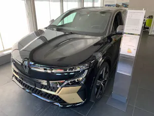Renault Mégane E-Tech iconic