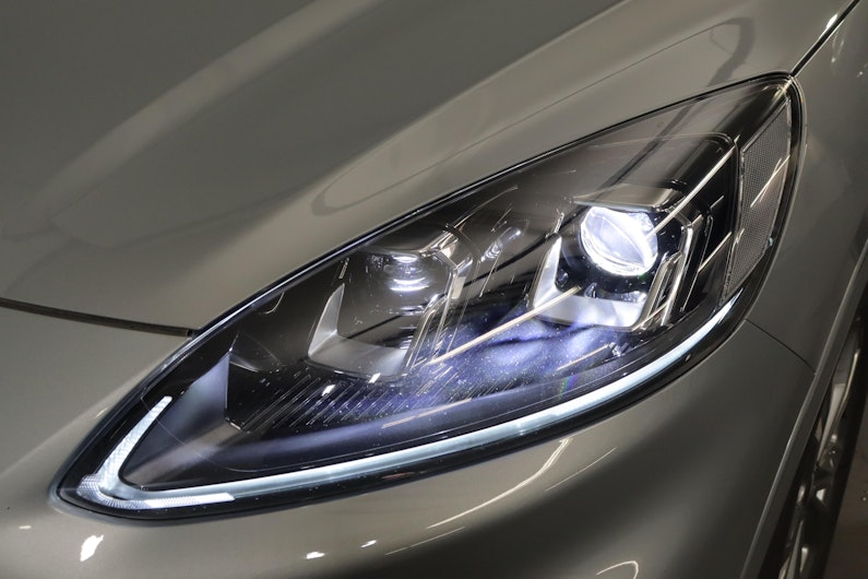 Vehicle image FORD KUGA