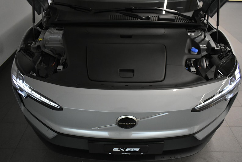 Vehicle image VOLVO EX 30