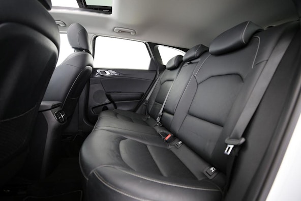 Vehicle image 8 Vehicle image 8