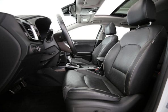 Vehicle image 2 Vehicle image 2