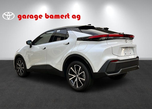 Vehicle image 3 Vehicle image 3