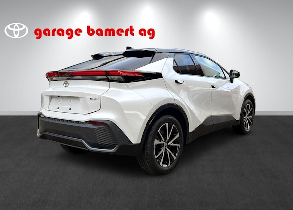 Vehicle image 5 Vehicle image 5