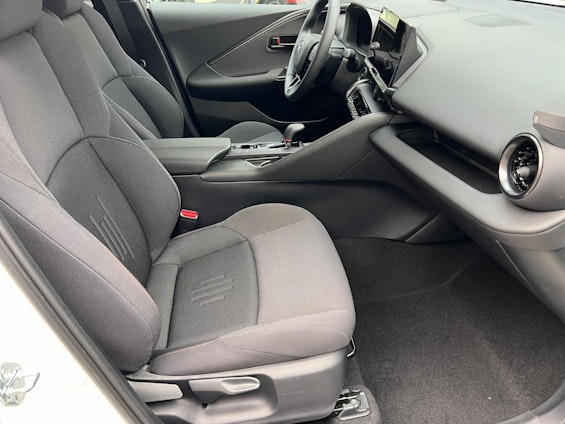 Vehicle image 10 Vehicle image 10