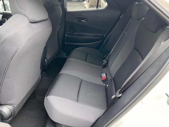 Vehicle image 8 Vehicle image 8