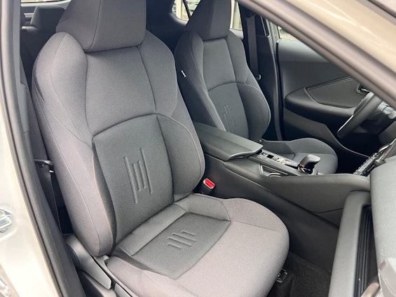 Vehicle image 12 Vehicle image 12