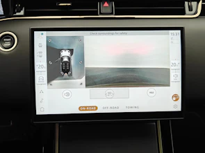 Fahrzeugbild LAND ROVER Range Rover Evoque 1.5 T 270e Dynamic HSE