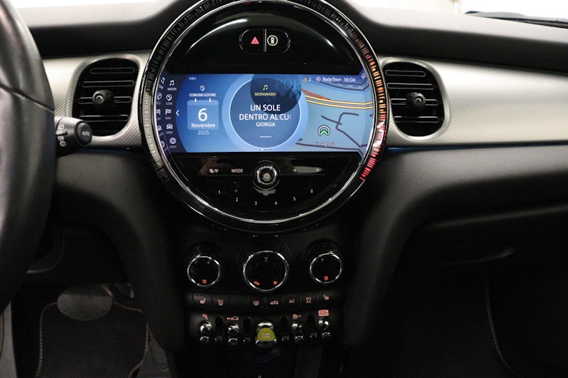 Vehicle image MINI MINI