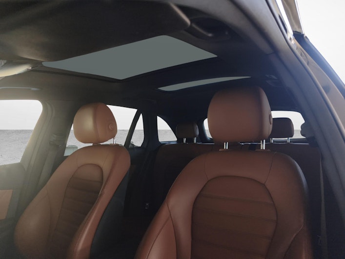 image du véhicule MERCEDES-BENZ GLC 300