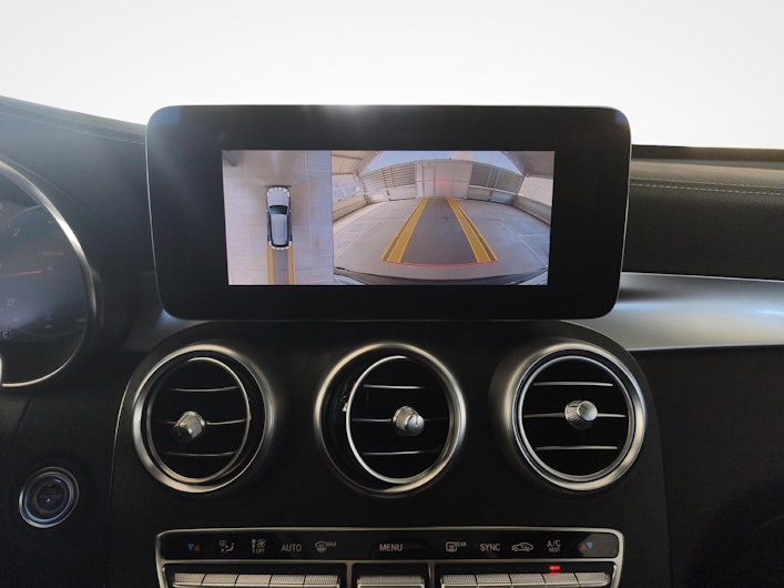 image du véhicule MERCEDES-BENZ GLC 300