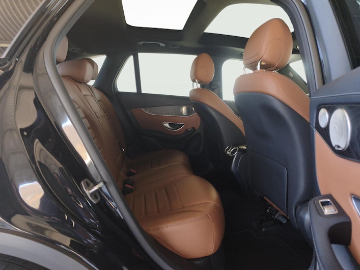 image du véhicule MERCEDES-BENZ GLC 300