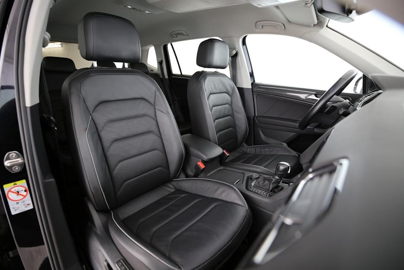 Vehicle image VW TIGUAN