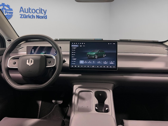 Vehicle image LEAPMOTOR C10