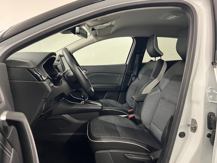 Vehicle image MITSUBISHI ASX