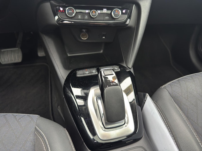 Vehicle image OPEL CORSA