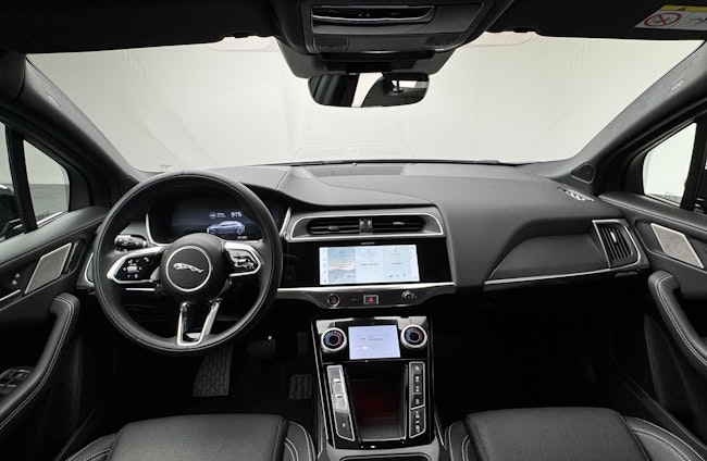 Vehicle image 3 Vehicle image 3