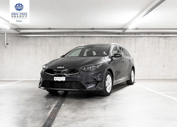 First vehicle image First vehicle image