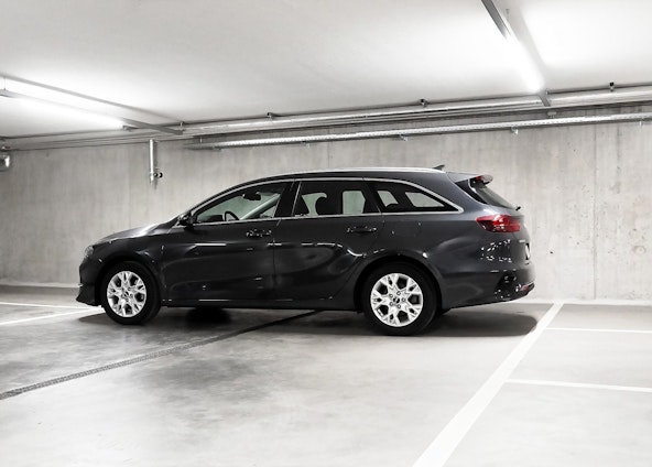 Vehicle image 6 Vehicle image 6