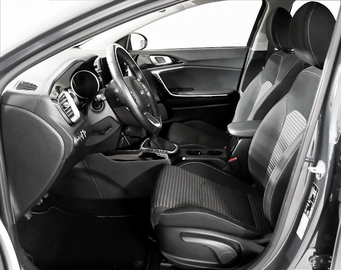 Vehicle image KIA CEED