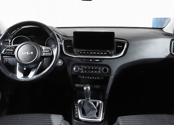 Vehicle image 8 Vehicle image 8