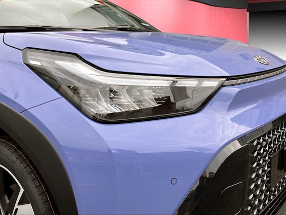 Vehicle image 8 Vehicle image 8