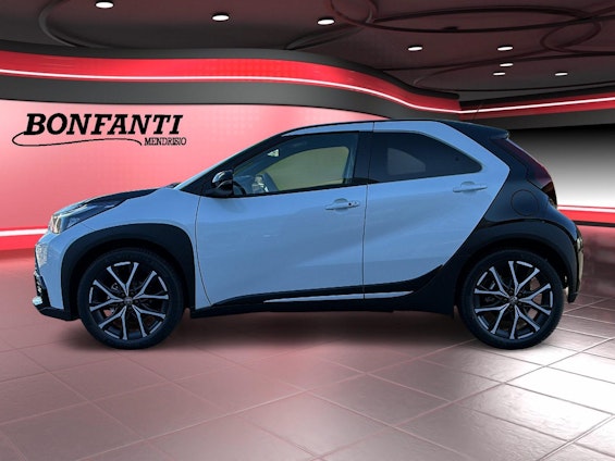 Vehicle image 3 Vehicle image 3