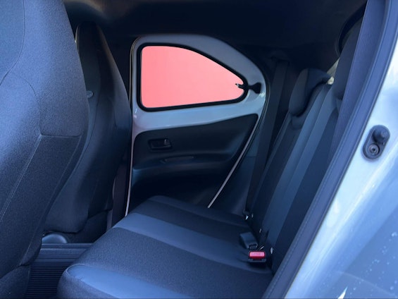 Vehicle image 11 Vehicle image 11