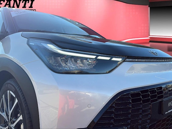 Vehicle image 8 Vehicle image 8