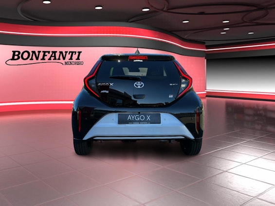 Vehicle image 5 Vehicle image 5